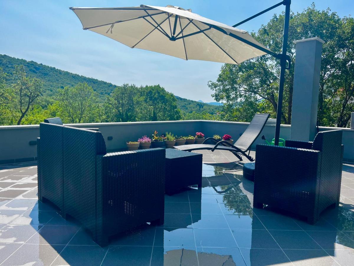Luxury Villa Andrea Vrzika In Forest Near The Sea Zagvozd Kültér fotó